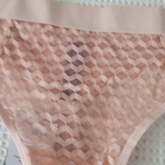 Adore Me Beige Elastic Waist Pull On Thong Panty  Womens Size XL - Picture 3 of 11